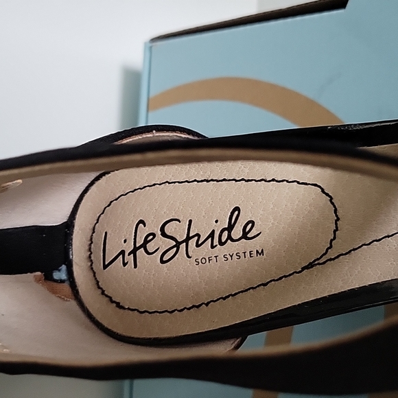 Women's LifeStride Giovanna 2.5" heels size 11M - Picture 6 of 10